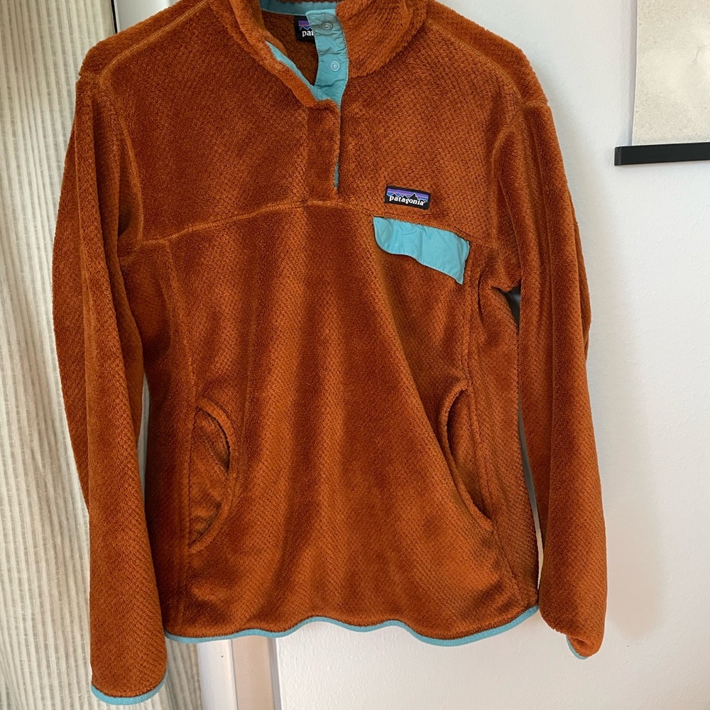 patagonia women’s retool snap t pullover